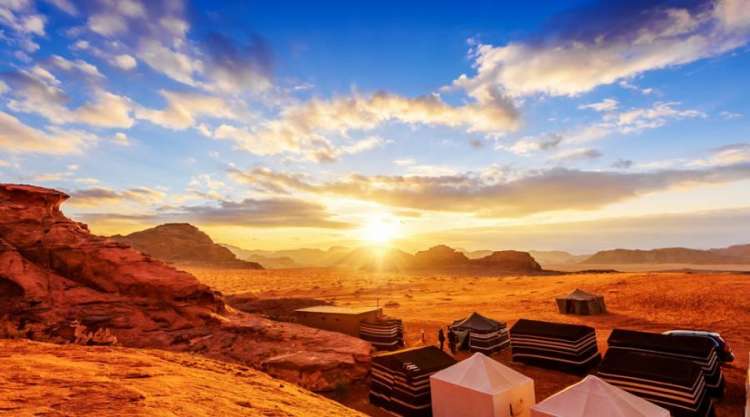 Campo tendato nel Wadi Rum